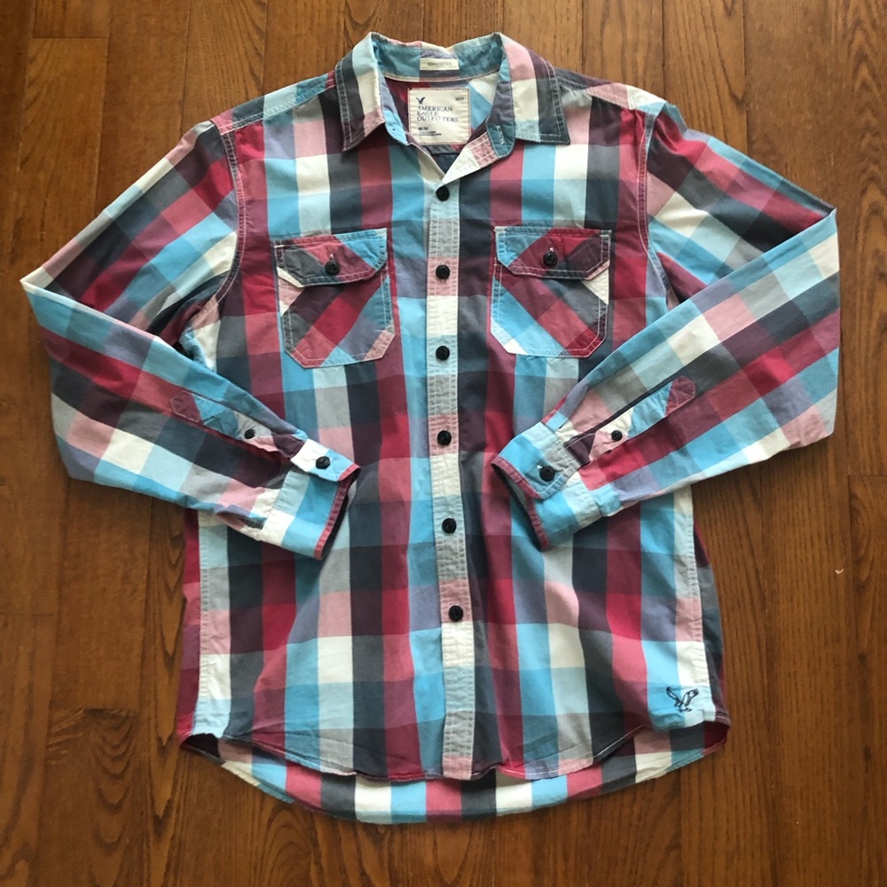 American Eagle men’s shirt